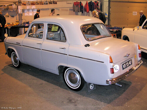 Ford Prefect 100E 1957 r3q