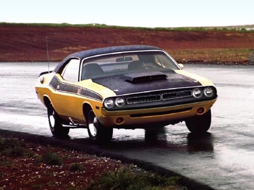 1971 Dodge Challenger T A Coupe Top Banana fvr (DaimlerChrysler Historical Collection)