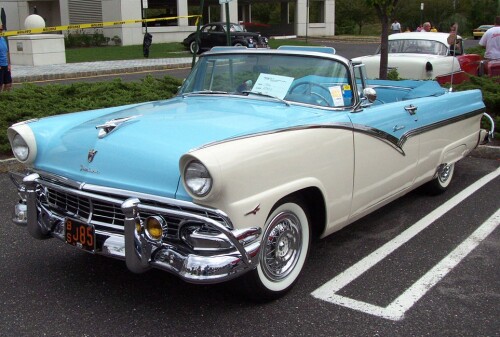 1956 Ford Fairlane Convertible Aqua & White fvl