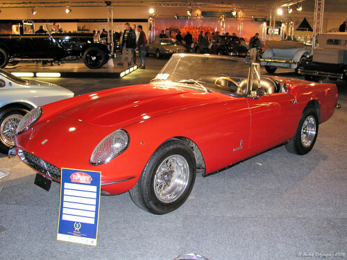 Ferrari 250 GT cabriolet by Pininfarina 1961 fl3q