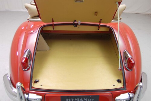 1955 Jaguar XK 140 Roadster Red Tan 10