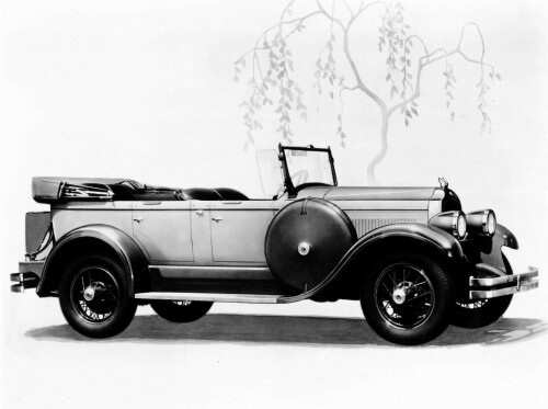 1926 Chrysler Imperial 80 Touring Car fsvr BW (DaimlerChrysler Historical Collection)