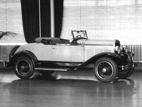 1929 DeSoto Roadster fsvr BW (DaimlerChrysler Historical Collection)