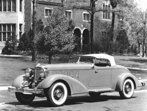 1933 Chrysler Imperial Speedster Roadster fvl BW (DaimlerChrysler Historical Collection)