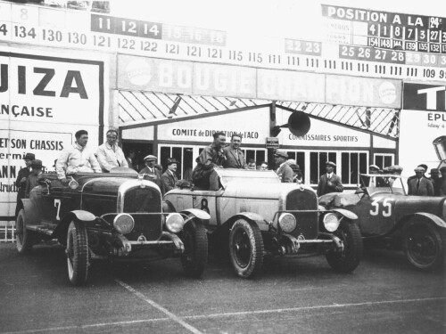 1929 Chrysler LeMans Race Cars Three fv BW (DaimlerChrysler Historical Collection)