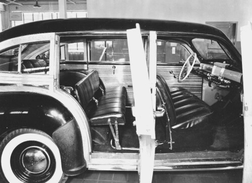 1941 Chrysler Town & Country Station Wagon svr Ctr BW (DaimlerChrysler Historical Collection)
