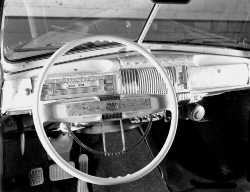 1941 Chrysler Instrument Panel BW (DaimlerChrysler Historical Collection)