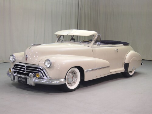 1946 Oldsmobile Sixty Six CV Miami Sand 02