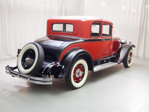 1930 Cadillac 353 Victoria V8 Red 03