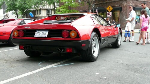 Scarsdale Concours 2007 1984 Ferrari 512 BBi rvr (2) 1280x720