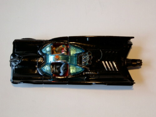 107 267 Batmobile Batboat 11