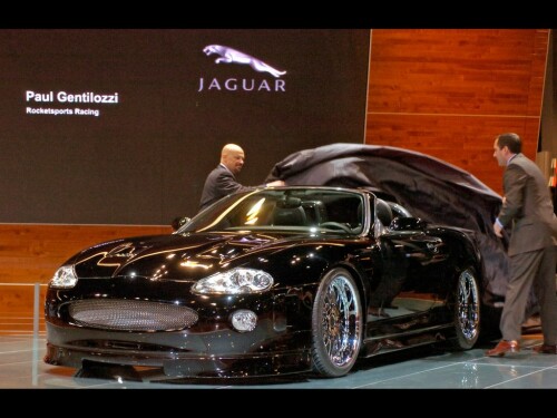 2004 Jaguar XK RS world debut