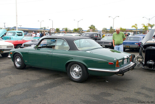 1976 Jaguar XJ 12C green with black top rvl